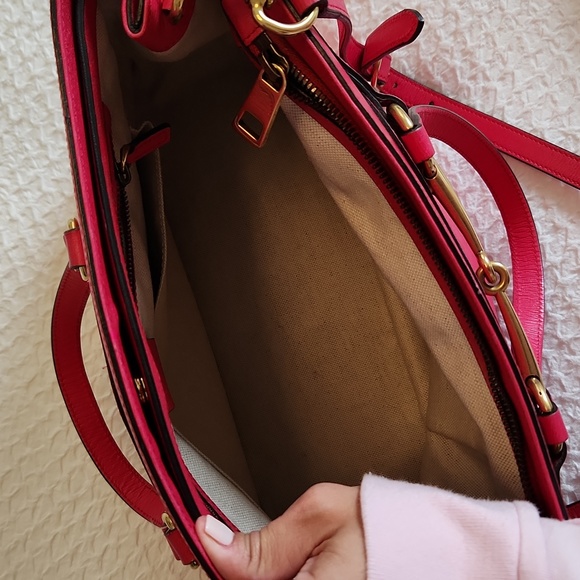 Authentic Gucci Horsebit tote/crossbody - Picture 10 of 14